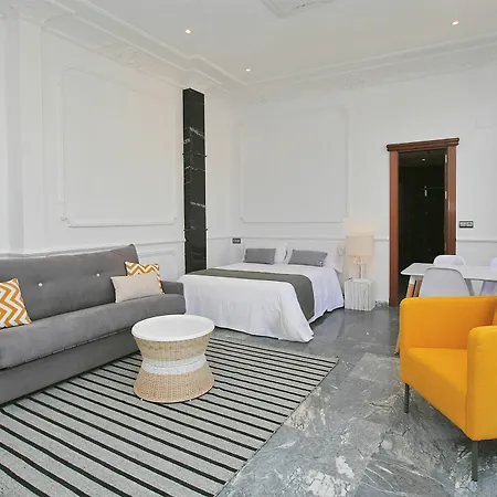 Plaza Constitución - Larios Apartamento *